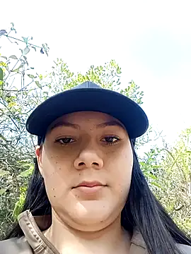 mia nixx online show from August 3, 1:28 pm