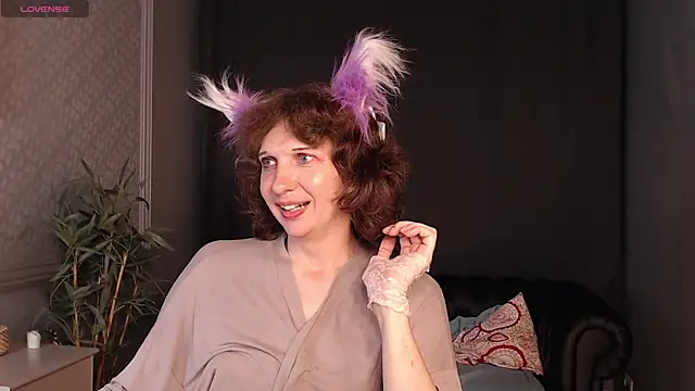 Kate Avis online show from July 26, 2:19 am
