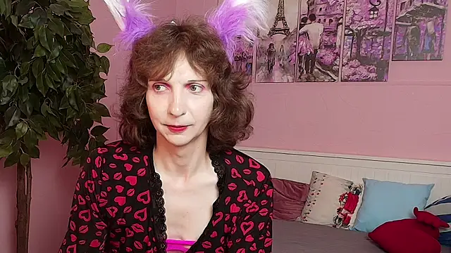 Kate Avis online show from July 25, 2:18 am