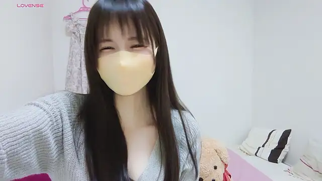mai-chan 222 online show from July 20, 9:15 pm