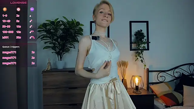 JanettePerro online show from July 30, 7:26 pm