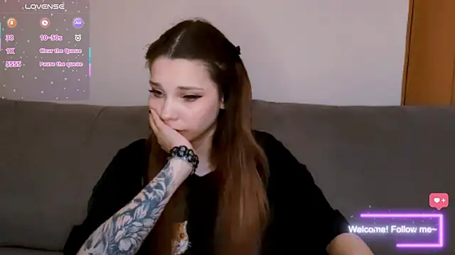 kittenalissa online show from July 19, 5:37 pm