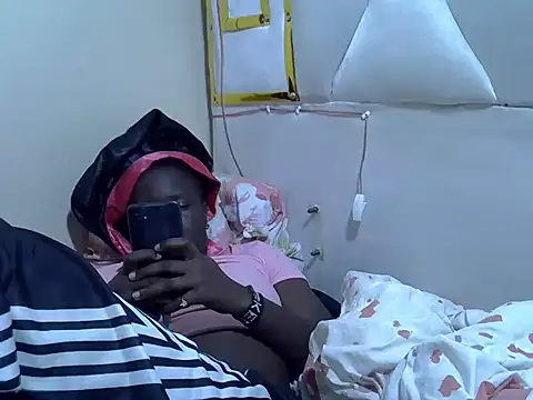 Kerrylove24 online show from July 17, 8:45 pm