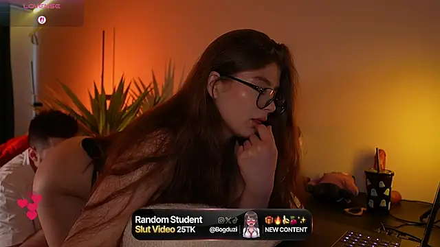 BogduziDolls online show from July 31, 11:33 am