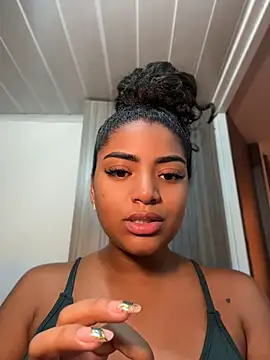 karlitamonroe online show from July 24, 10:39 pm