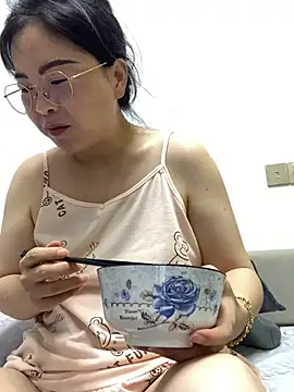 niuniu22222 online show from July 16, 11:48 am