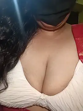 Cutie Alia online show from July 18, 7:27 pm