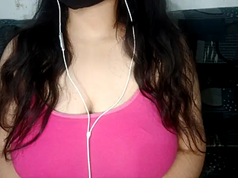 naughty rosiee online show from July 27, 5:37 am