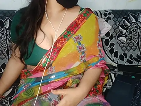 naughty rosiee online show from July 20, 4:48 am