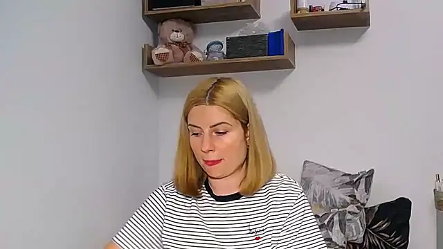 alisenties online show from December 1, 3:26 pm