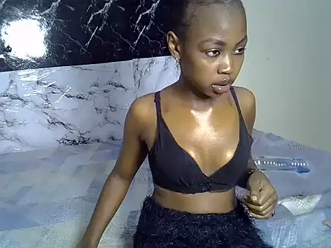 prettyshanz online show from July 22, 3:46 pm
