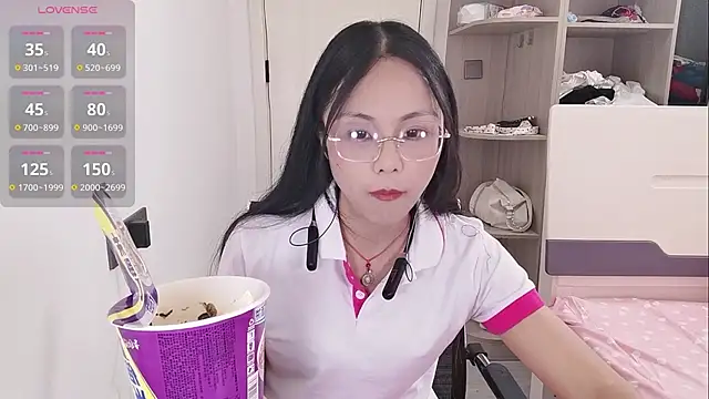 yishan-22 online show from July 24, 9:51 am