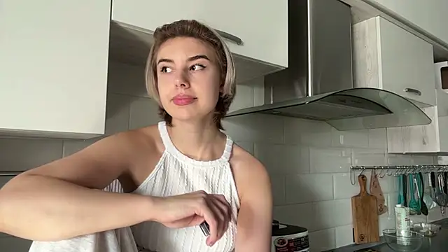 TajuanaAbrego online show from July 15, 1:16 pm