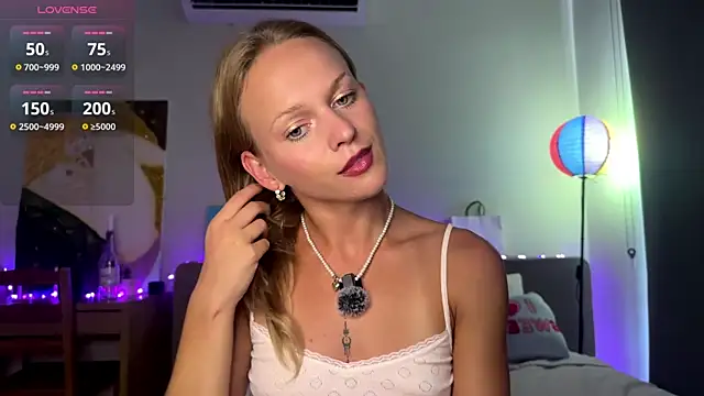 Eluvra online show from July 16, 10:42 am