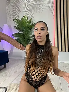 ZaraFuckDoll online show from July 22, 8:10 pm