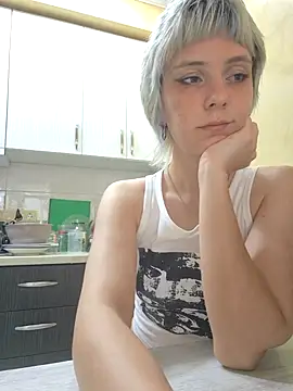 Mila McGarden online show from July 29, 12:16 pm