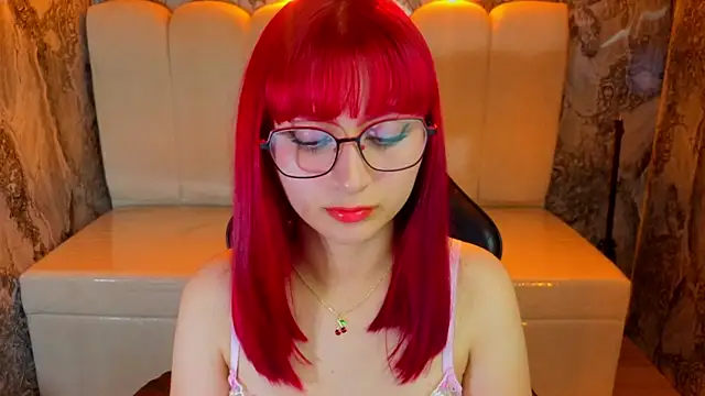 Queen Red v online show from July 29, 3:06 am