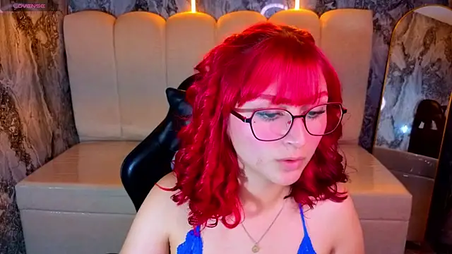 Queen Red v online show from July 23, 8:06 pm