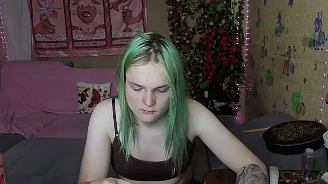 sweet4ti online show from July 17, 6:33 pm