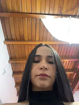 LilieSnow online show from July 22, 11:33 am