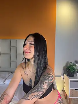 Samantha  Foxy online show from July 17, 1:37 pm