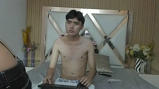 CarlosANDMaicol online show from July 17, 7:39 pm