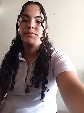 NicolleOverton online show from July 28, 7:15 pm