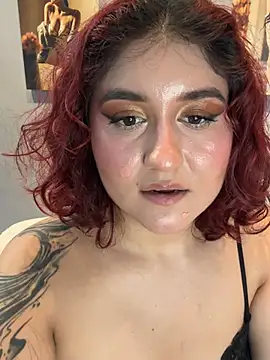 LeidySavage online show from July 26, 2:52 am