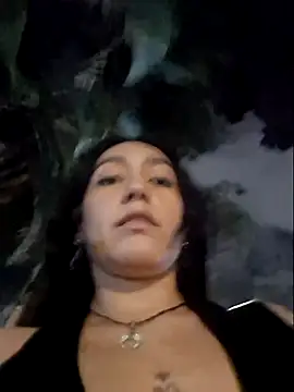 Evelyn outdoors online show from July 19, 3:31 am