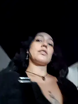 Evelyn outdoors online show from July 21, 3:18 am