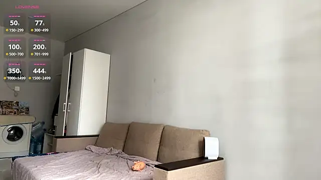 Lili pup online show from July 23, 9:17 am