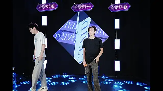 KV2-001 online show from July 21, 12:11 am
