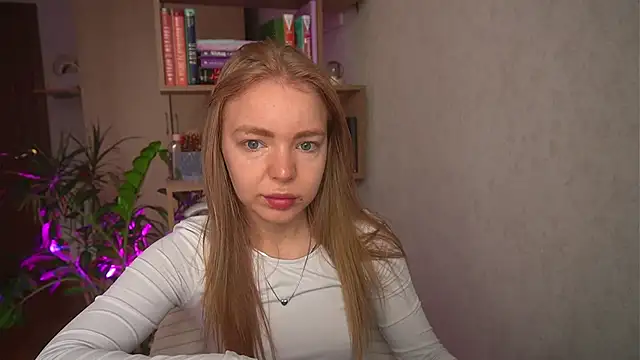 Emilyemmi online show from July 23, 7:16 am