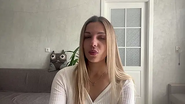 LaraineDomebo online show from July 30, 7:53 am