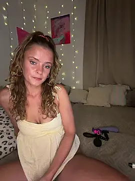 Stella Rosee online show from July 23, 8:39 pm