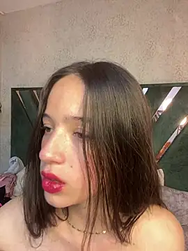 aly 16 online show from July 28, 7:50 pm