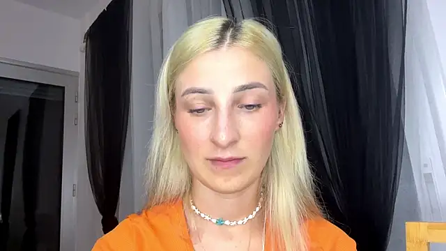 Velourlab online show from July 28, 7:15 pm