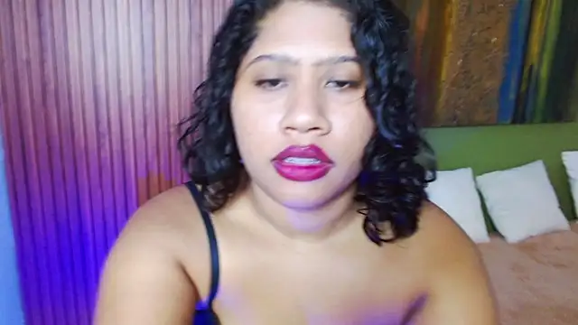 LadyAmbar19 online show from July 28, 4:39 pm
