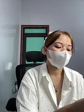 L We online show from July 28, 1:54 pm