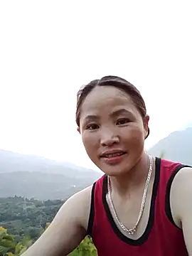 Mie-Miee online show from July 21, 11:55 am