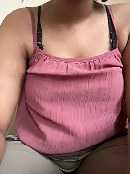 Audrey Beetoni  online show from July 21, 12:28 pm