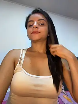 Paula-H- online show from July 24, 8:49 pm