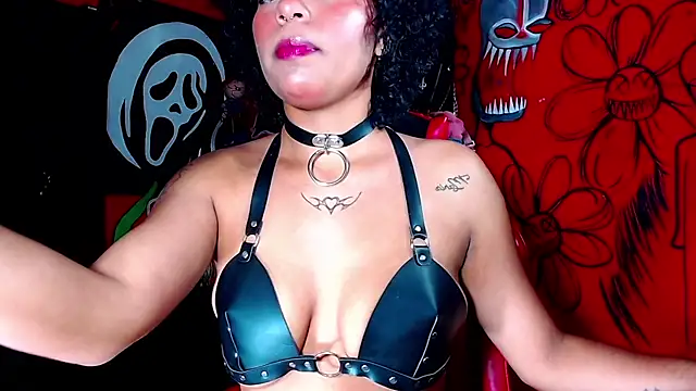Trixiehotx online show from July 28, 4:39 pm