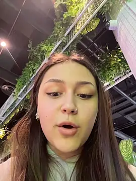 EvelynFly online show from July 28, 3:21 pm