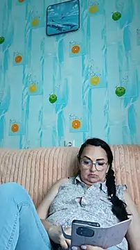 moonmuse505 online show from July 28, 11:39 am