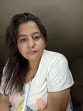 Cynthia186 online show from July 27, 10:40 pm