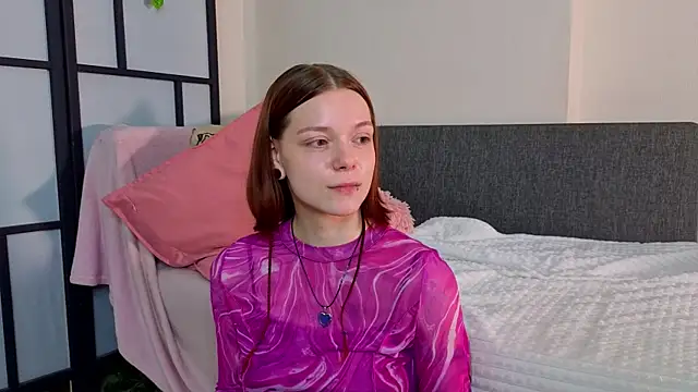 YaelHoughtling online show from July 28, 11:17 am