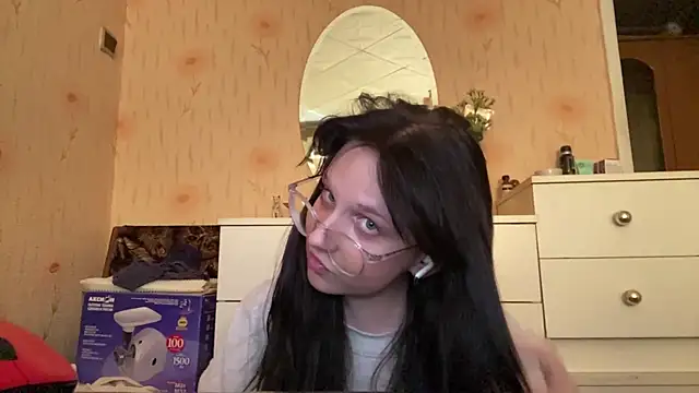 HeatherMiley online show from July 30, 9:21 am