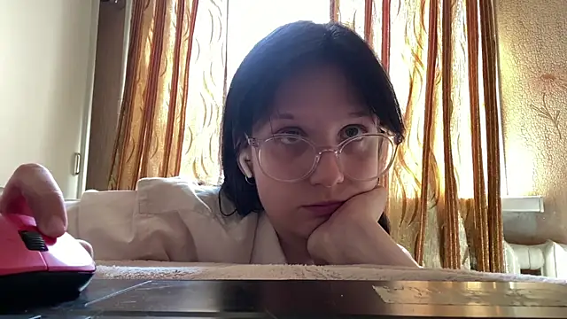 HeatherMiley online show from July 24, 9:07 am