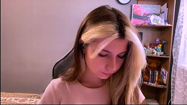SherikaAzzarella online show from July 24, 2:48 pm